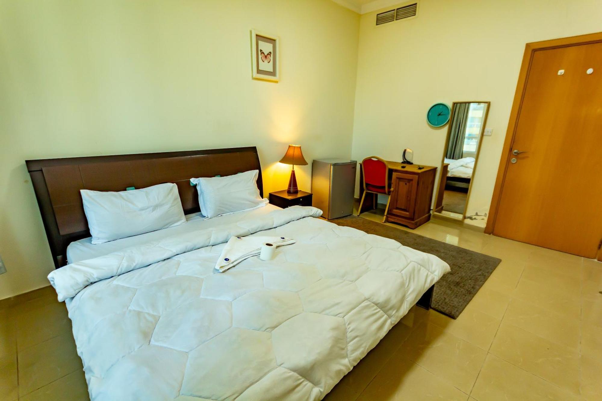 Big Rooms For ' Girls ' Only At Dubai, Marina Eksteriør billede