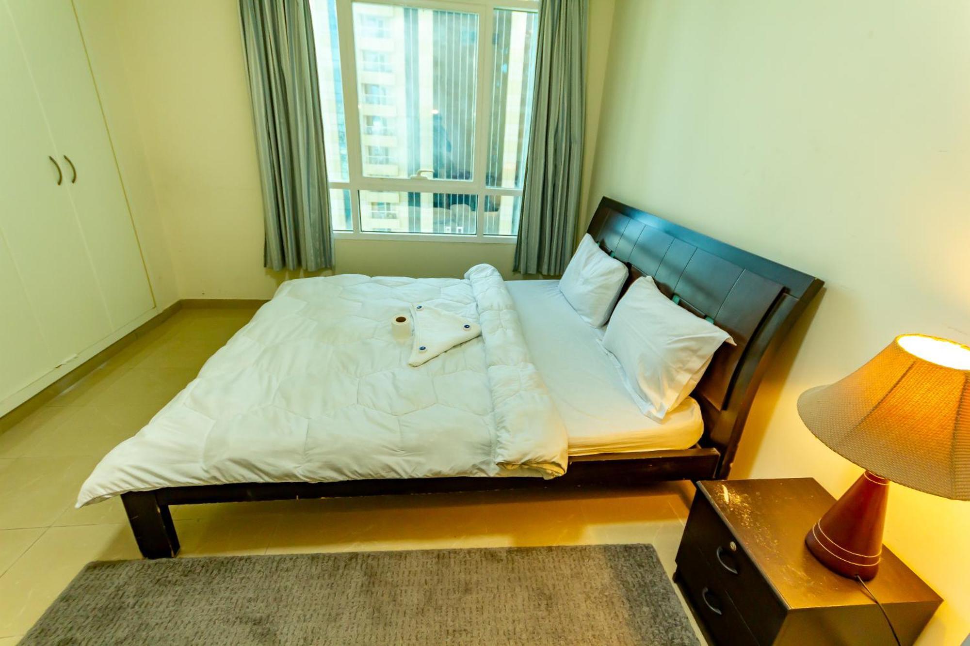 Big Rooms For ' Girls ' Only At Dubai, Marina Eksteriør billede