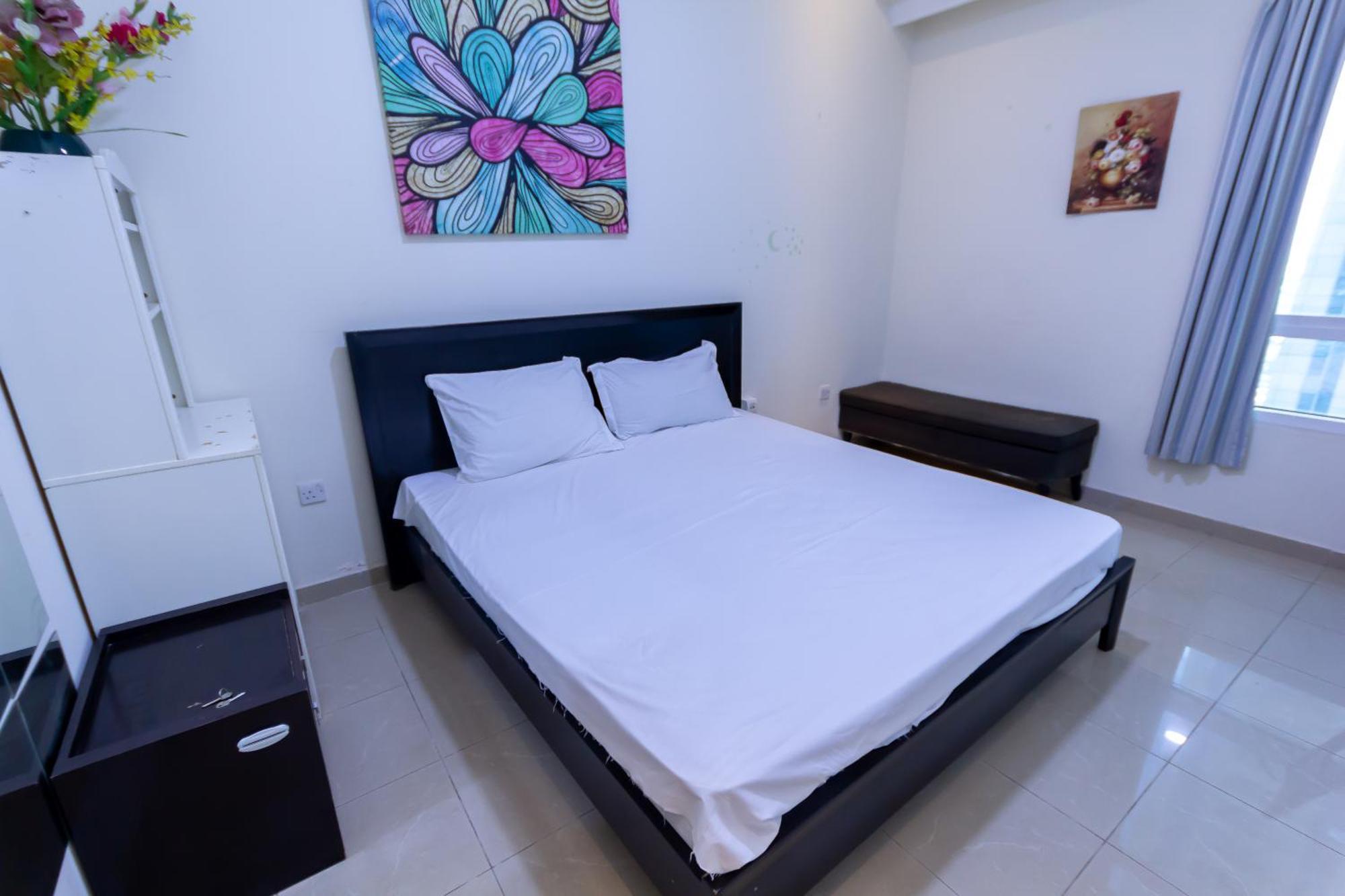 Big Rooms For ' Girls ' Only At Dubai, Marina Eksteriør billede