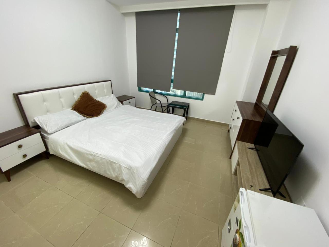 Big Rooms For ' Girls ' Only At Dubai, Marina Eksteriør billede