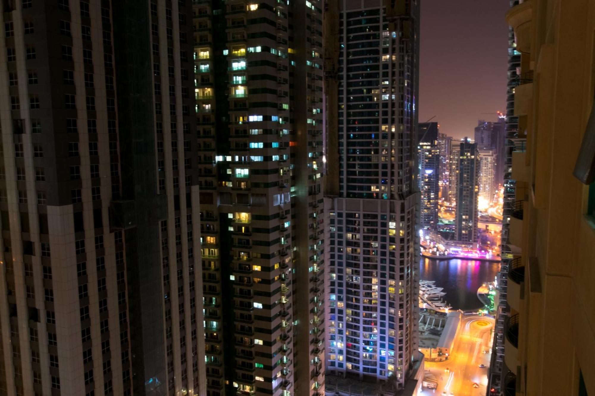 Big Rooms For ' Girls ' Only At Dubai, Marina Eksteriør billede
