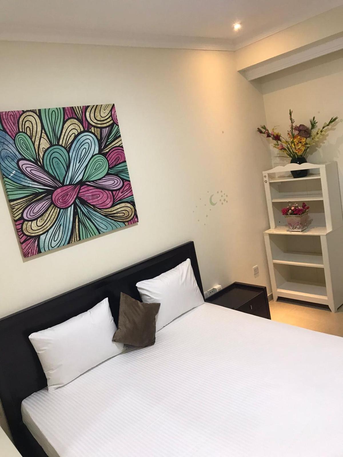 Big Rooms For ' Girls ' Only At Dubai, Marina Eksteriør billede