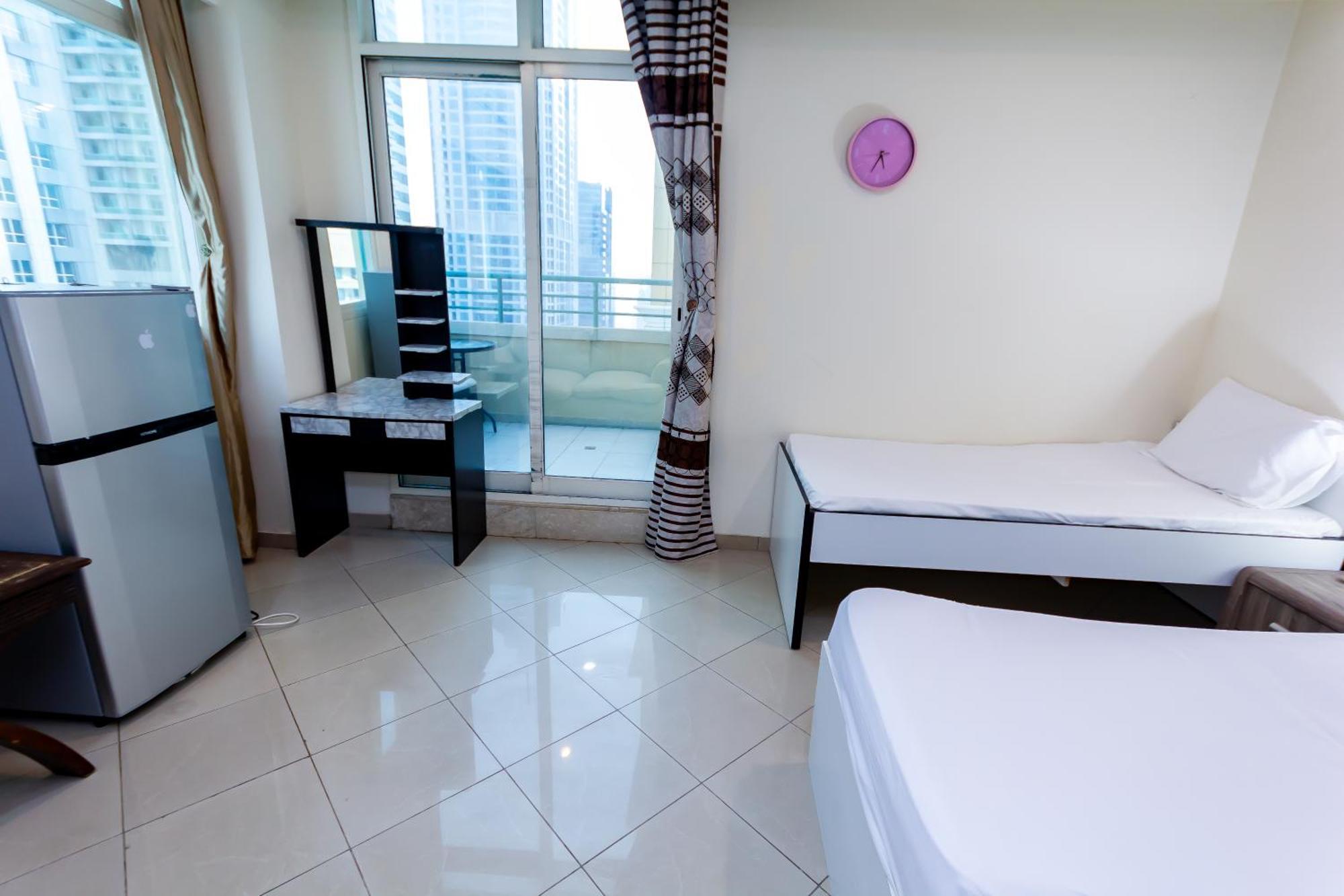 Big Rooms For ' Girls ' Only At Dubai, Marina Eksteriør billede